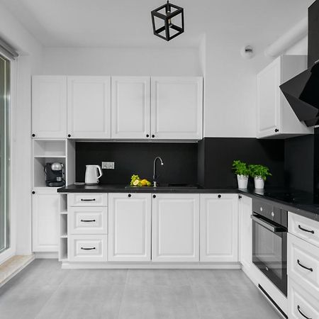 Otwock Premium Apartment- Centrum Pkp المظهر الخارجي الصورة